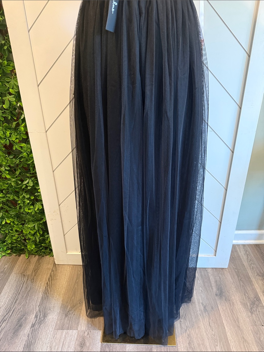 NWT- Simply Delighted Black Mesh Ruffled Backless Maxi Dress - Picture 13 of 15